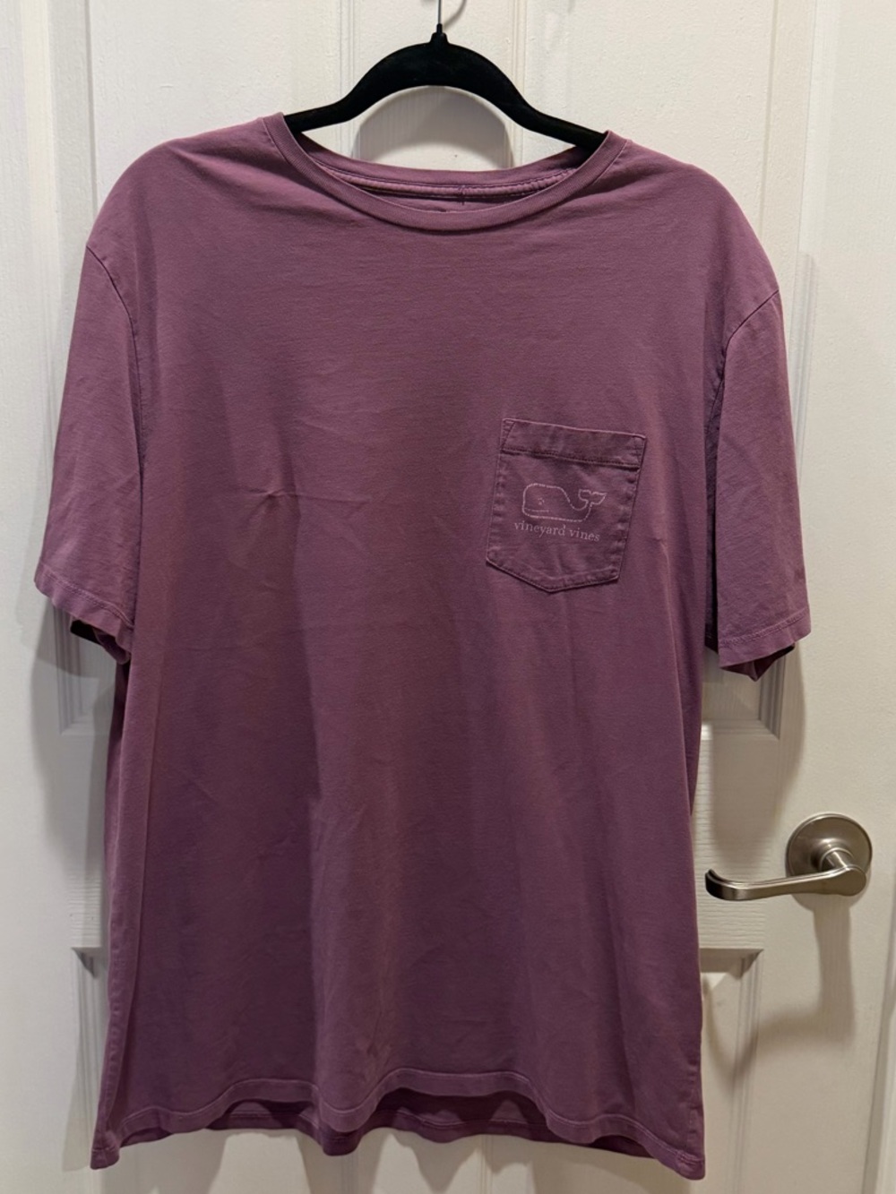 Vineyard Vines Men's Pocket Tee in Mauve